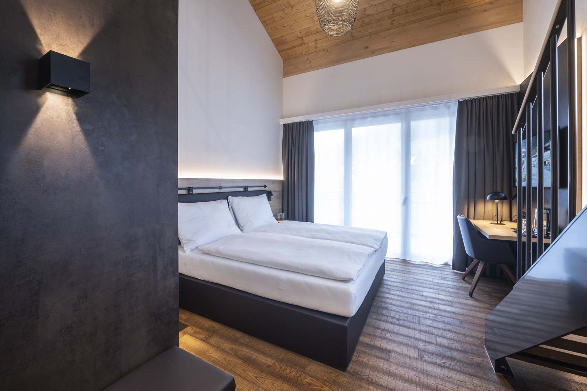 Modernes und grosszügiges Familienzimmer im Hotel Krone