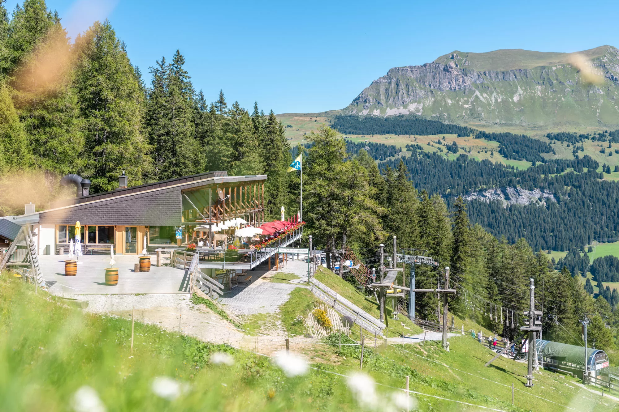 Bergrestaurant auf dem Erlebnisberg in Pradaschier
